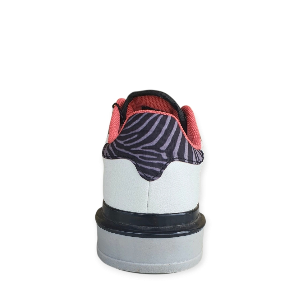 150 White-black-peach clm